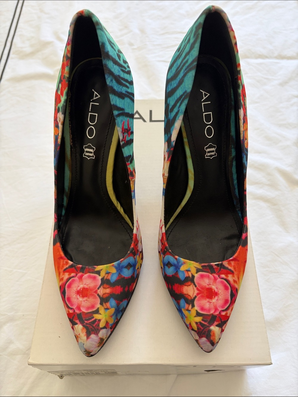 Aldo Floral Multi-Color Pointed Toe Pumps - Picture 2 of 5